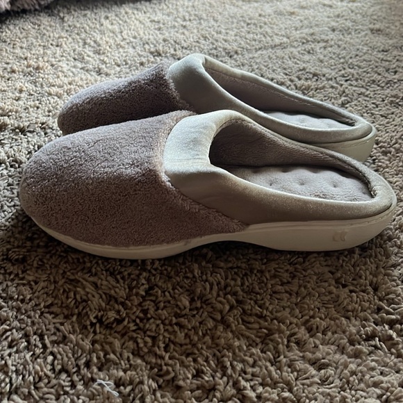 Memory foam slippers - Picture 2 of 5